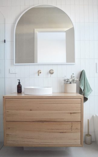 Custom Timber Vanity 1000x650x500